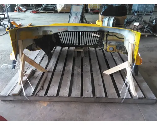 INTERNATIONAL 4300 HOOD