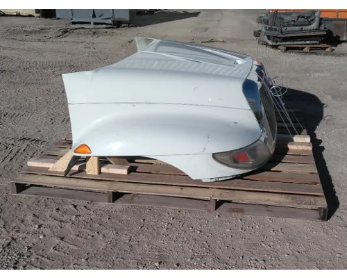 INTERNATIONAL 4300 HOOD