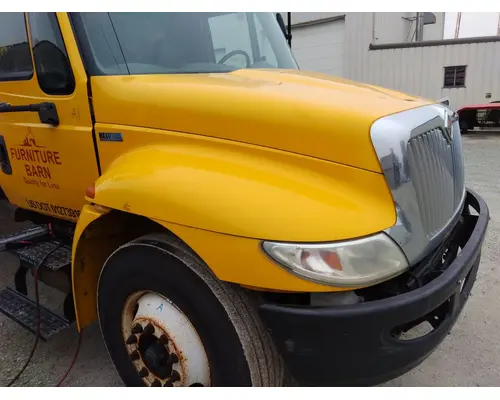 INTERNATIONAL 4300 HOOD