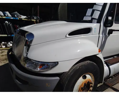 INTERNATIONAL 4300 HOOD