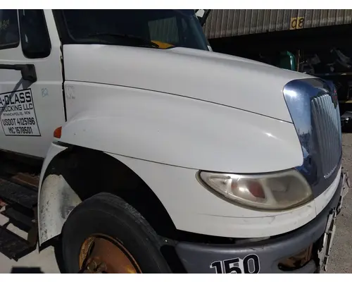 INTERNATIONAL 4300 HOOD