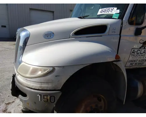 INTERNATIONAL 4300 HOOD