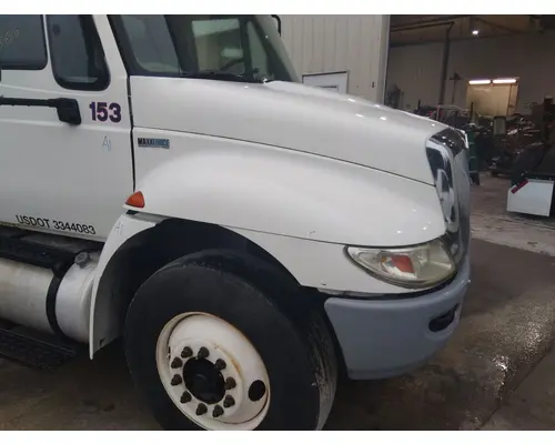 INTERNATIONAL 4300 HOOD
