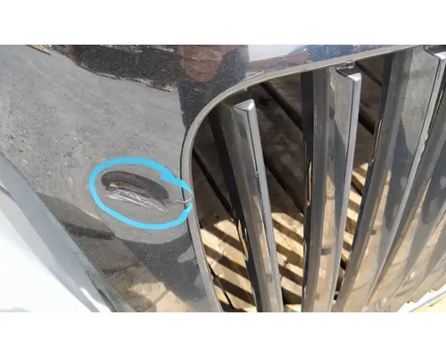 INTERNATIONAL 4300 HOOD