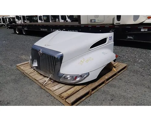 INTERNATIONAL 4300 HOOD