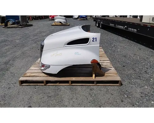 INTERNATIONAL 4300 HOOD