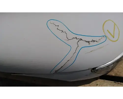 INTERNATIONAL 4300 HOOD