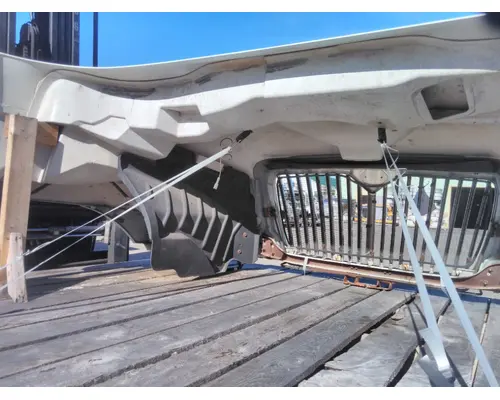 INTERNATIONAL 4300 HOOD