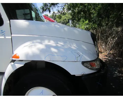 INTERNATIONAL 4300 HOOD