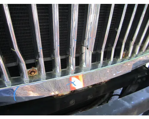 INTERNATIONAL 4300 HOOD