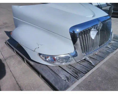 INTERNATIONAL 4300 HOOD