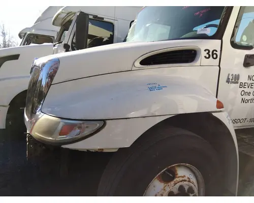 INTERNATIONAL 4300 HOOD