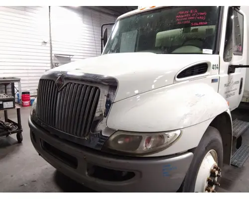 INTERNATIONAL 4300 HOOD