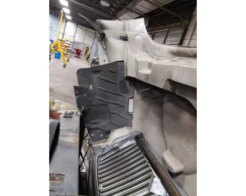 INTERNATIONAL 4300 HOOD