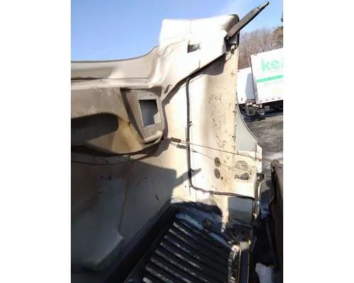 INTERNATIONAL 4300 HOOD