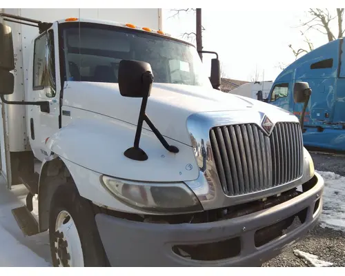 INTERNATIONAL 4300 HOOD