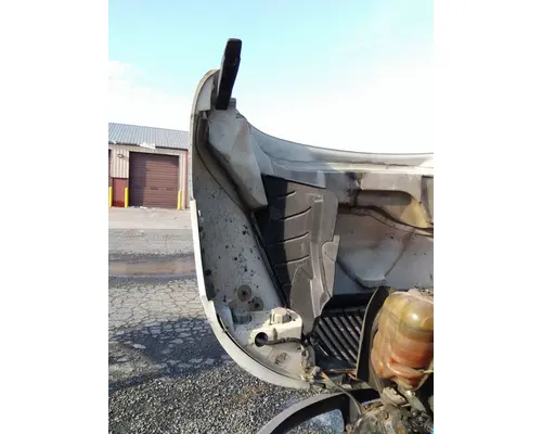 INTERNATIONAL 4300 HOOD