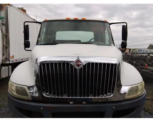 INTERNATIONAL 4300 HOOD