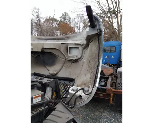 INTERNATIONAL 4300 HOOD