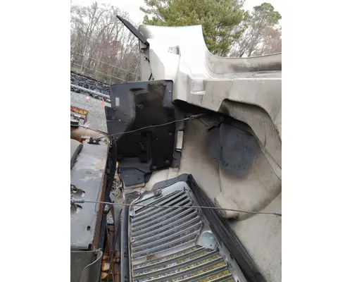 INTERNATIONAL 4300 HOOD