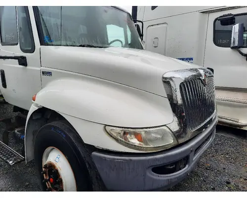 INTERNATIONAL 4300 HOOD