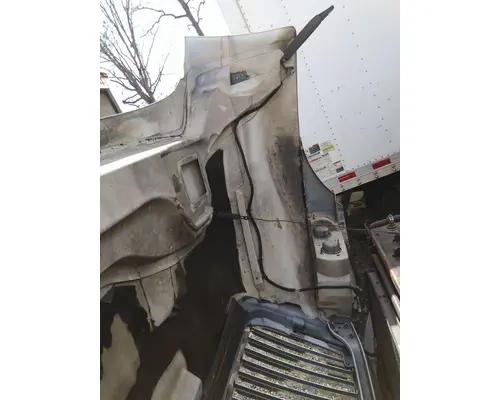 INTERNATIONAL 4300 HOOD