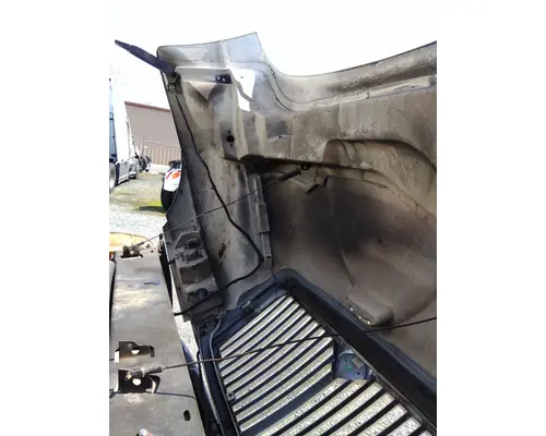 INTERNATIONAL 4300 HOOD