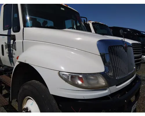 INTERNATIONAL 4300 HOOD