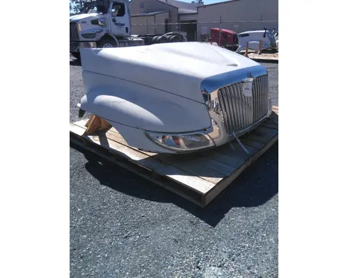 INTERNATIONAL 4300 HOOD