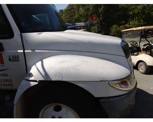 INTERNATIONAL 4300 HOOD