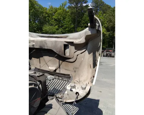 INTERNATIONAL 4300 HOOD
