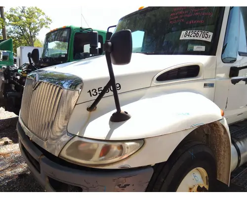 INTERNATIONAL 4300 HOOD