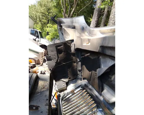 INTERNATIONAL 4300 HOOD