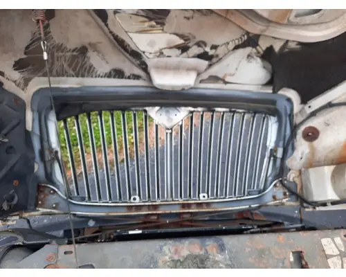 INTERNATIONAL 4300 HOOD