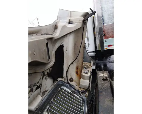 INTERNATIONAL 4300 HOOD