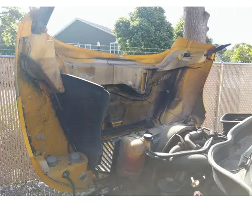 INTERNATIONAL 4300 HOOD