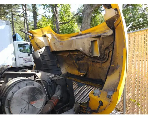 INTERNATIONAL 4300 HOOD