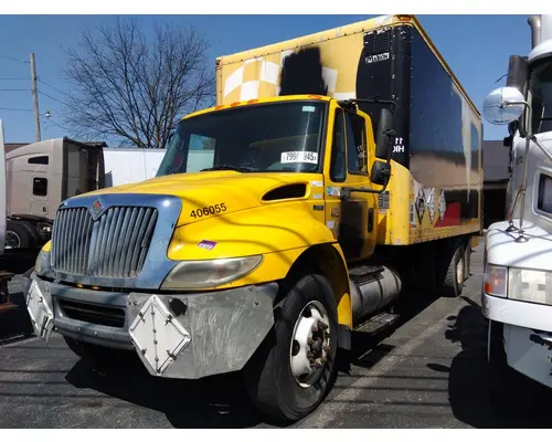 INTERNATIONAL 4300 HOOD