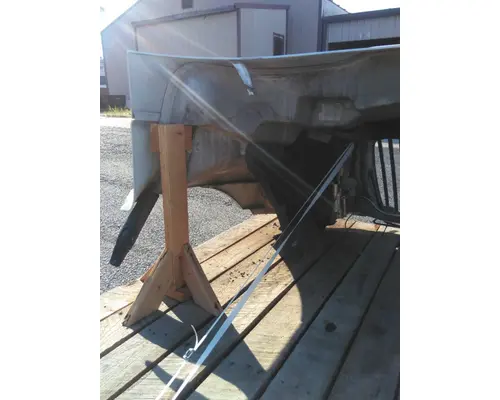 INTERNATIONAL 4300 HOOD