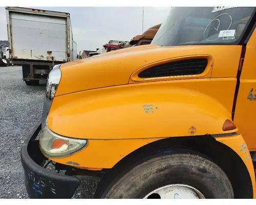 INTERNATIONAL 4300 HOOD