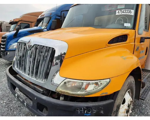 INTERNATIONAL 4300 HOOD