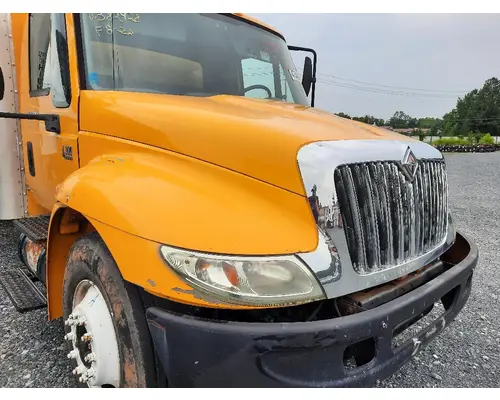 INTERNATIONAL 4300 HOOD