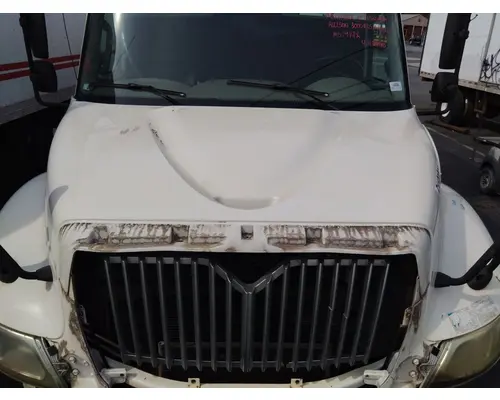 INTERNATIONAL 4300 HOOD