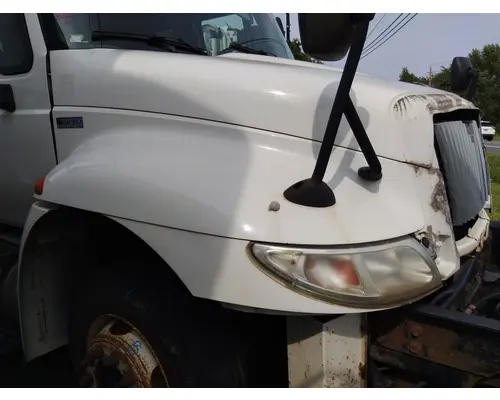 INTERNATIONAL 4300 HOOD