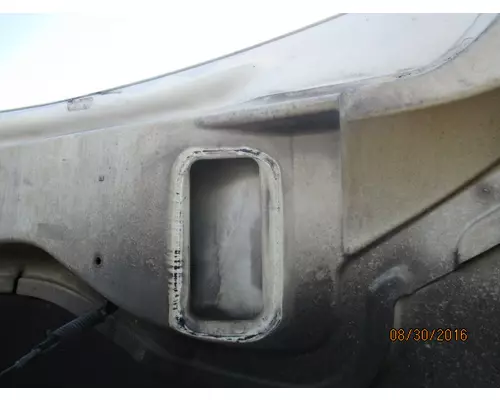 INTERNATIONAL 4300 HOOD