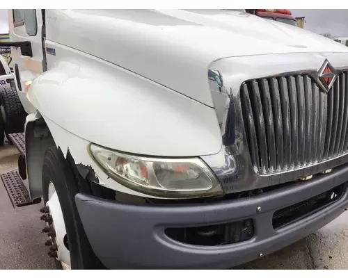 INTERNATIONAL 4300 HOOD