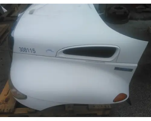 INTERNATIONAL 4300 HOOD