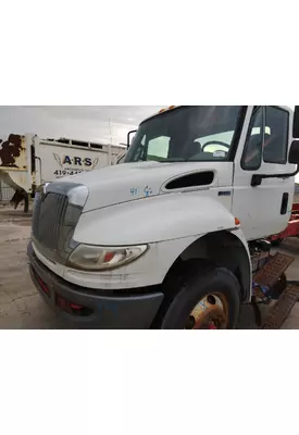 INTERNATIONAL 4300 HOOD