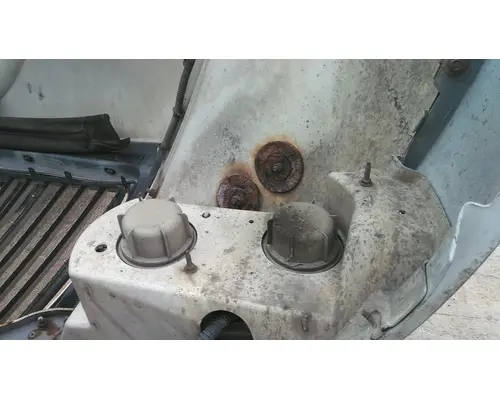 INTERNATIONAL 4300 HOOD