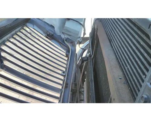 INTERNATIONAL 4300 HOOD